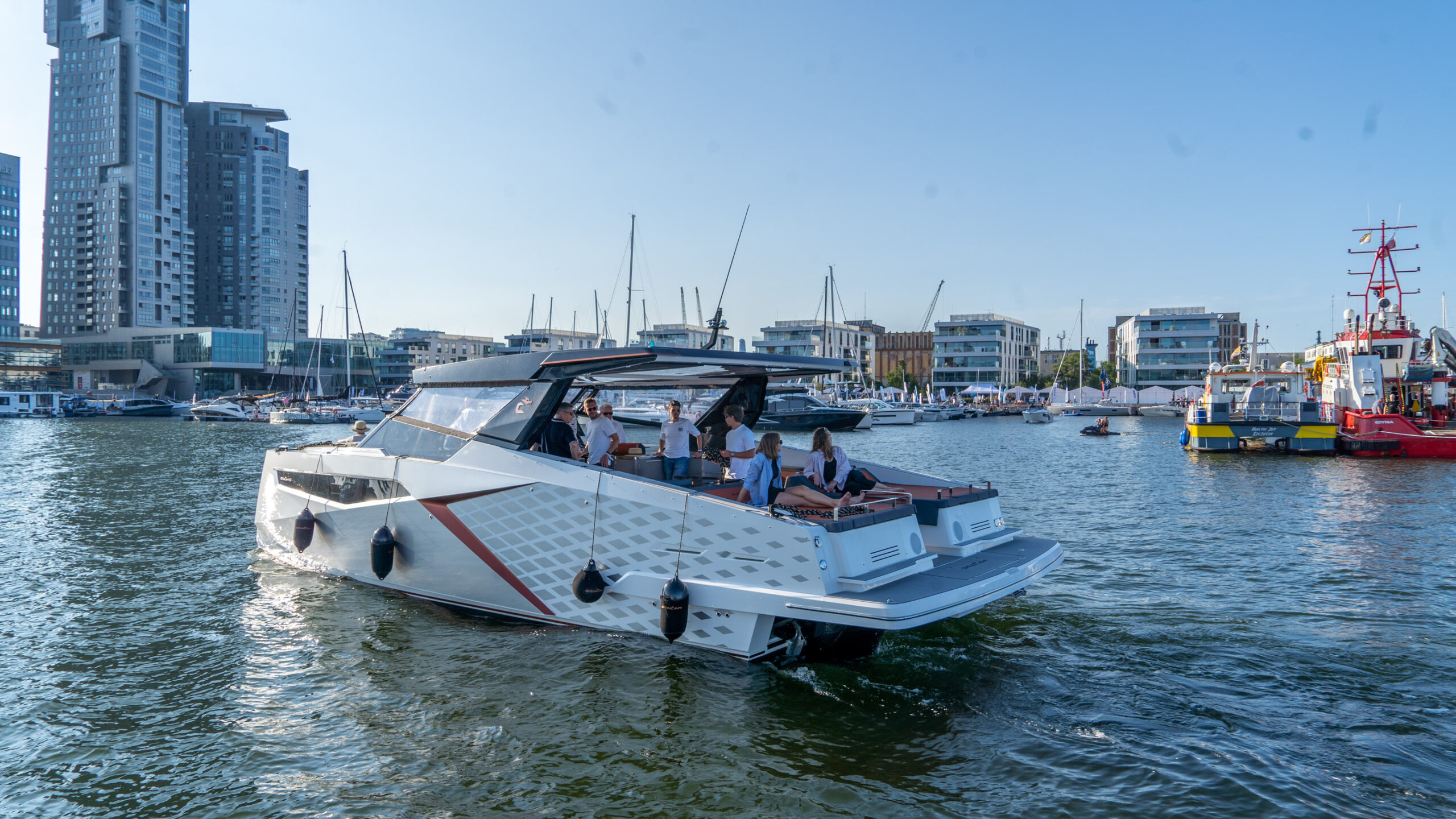 Dracan-Polboat-52