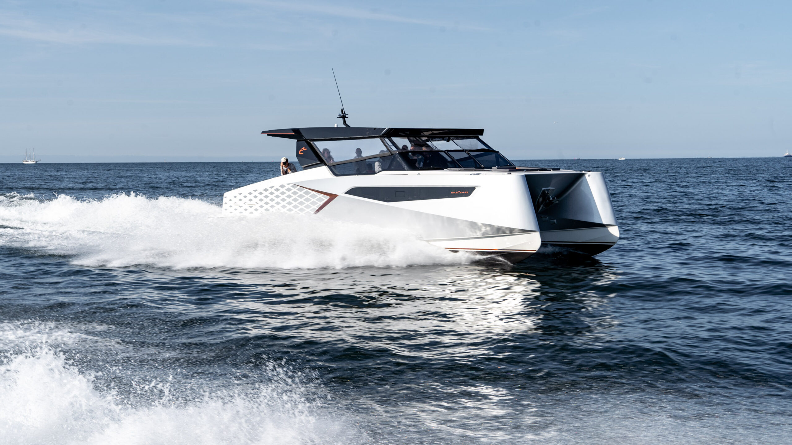 Dracan-Polboat-63