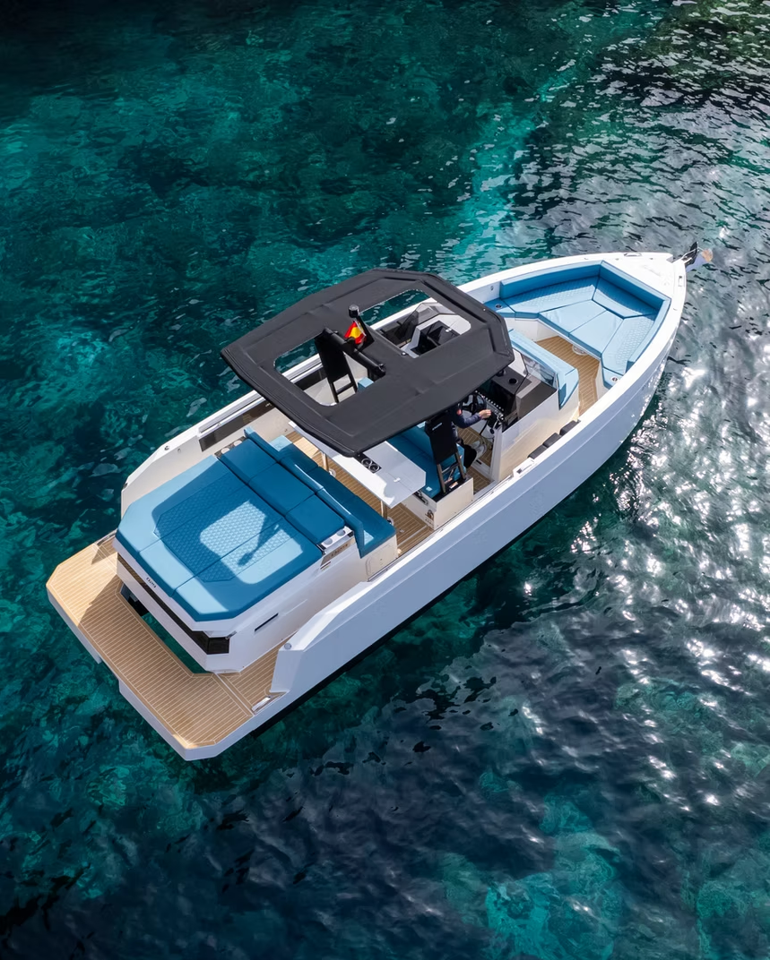 deantonio29_yachthamptonsales