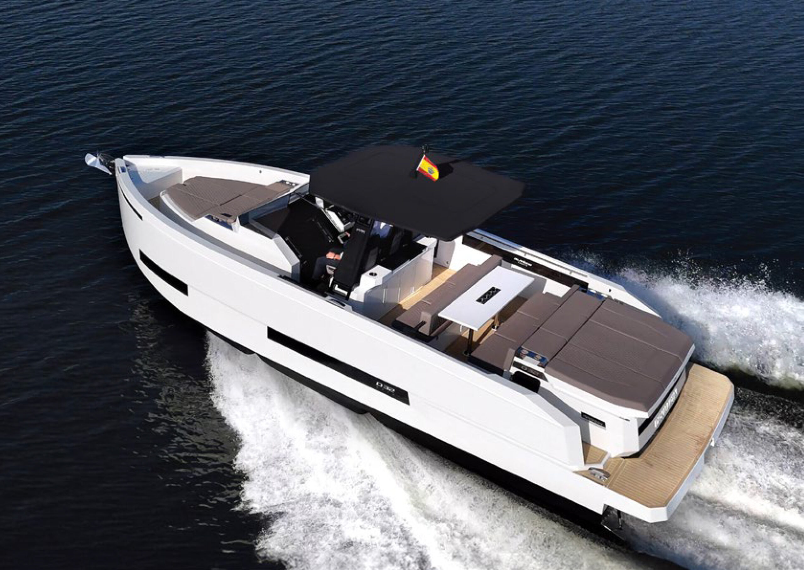 deantonio32_yachthamptonsales